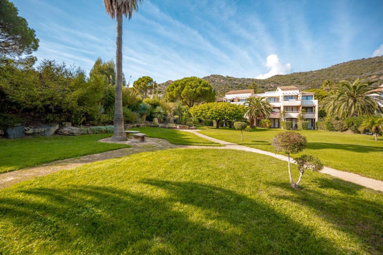 Residence Pierre & Vacances L'Anse De Pramousquier Le Lavandou Dış mekan fotoğraf