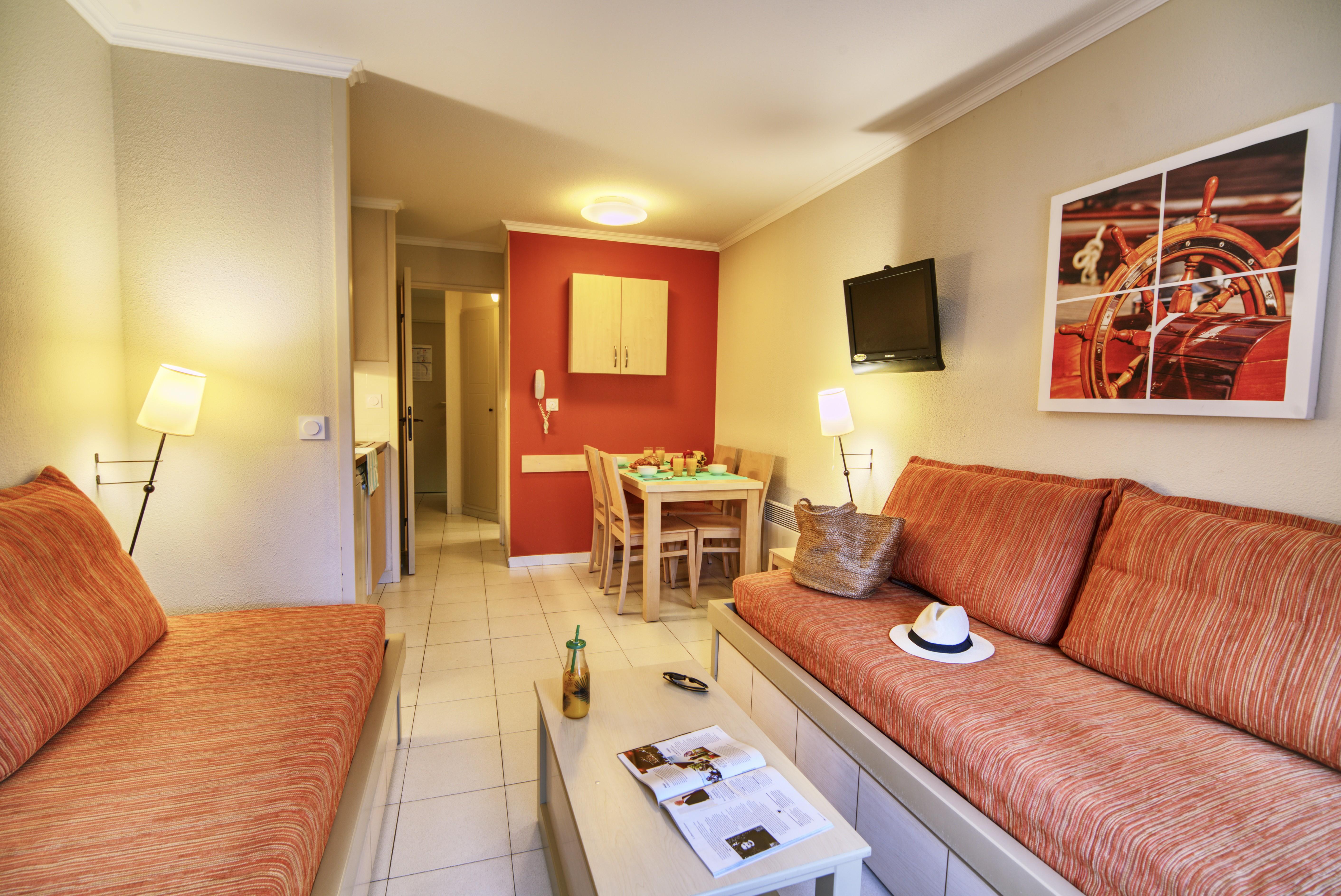 Residence Pierre & Vacances L'Anse De Pramousquier Le Lavandou Dış mekan fotoğraf