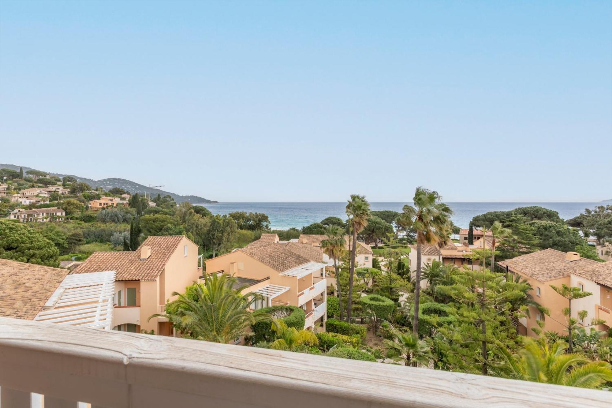 Residence Pierre & Vacances L'Anse De Pramousquier Le Lavandou Dış mekan fotoğraf