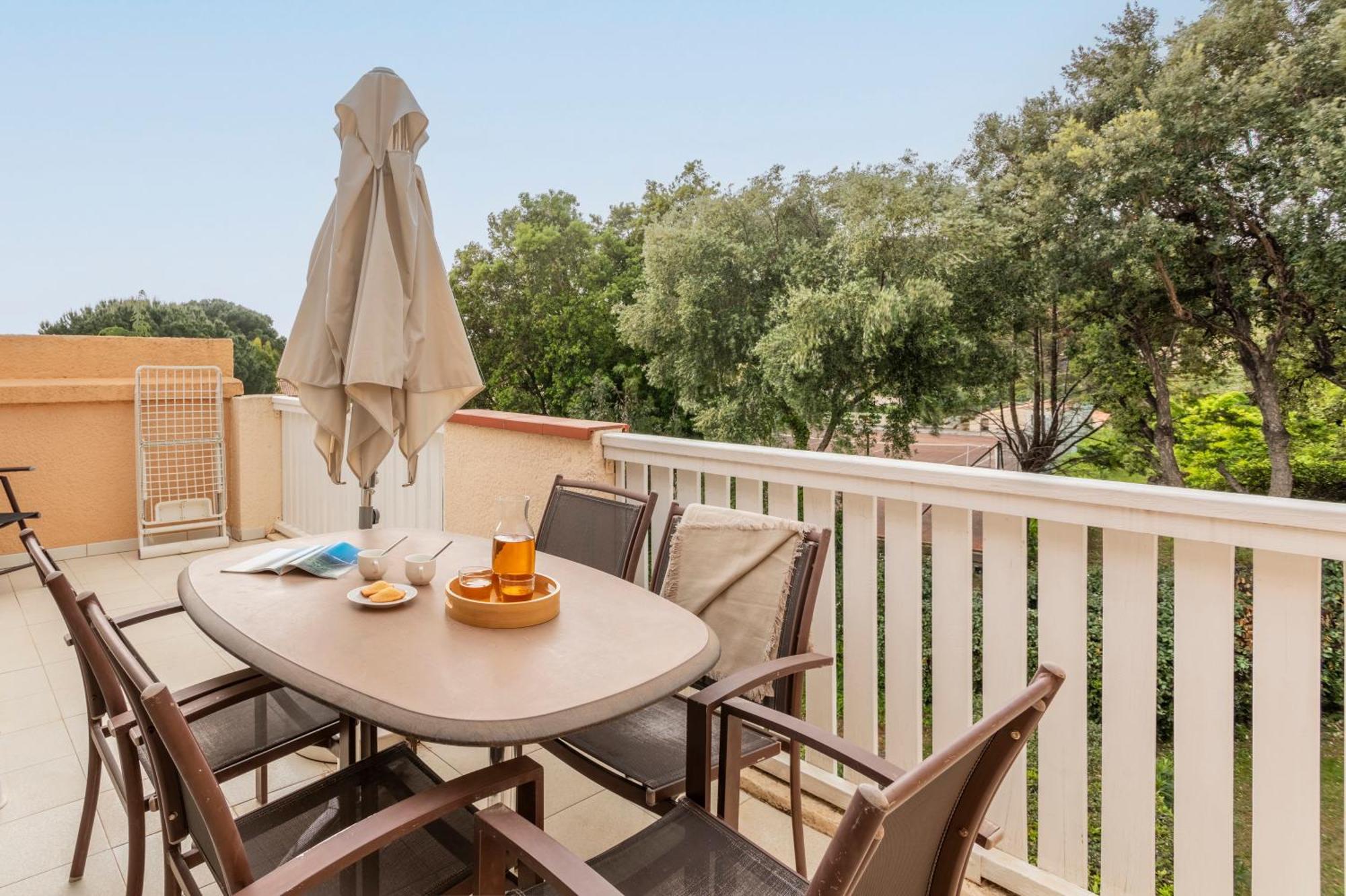 Residence Pierre & Vacances L'Anse De Pramousquier Le Lavandou Dış mekan fotoğraf
