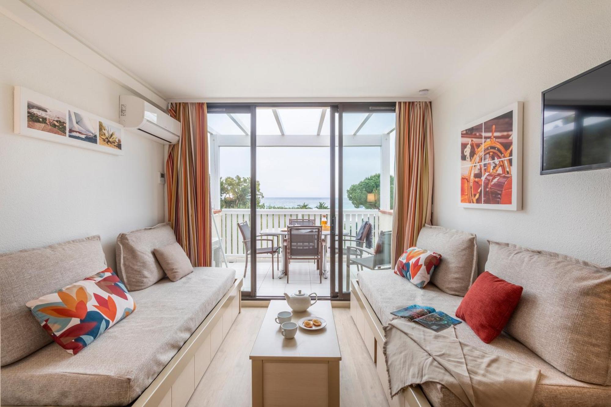 Residence Pierre & Vacances L'Anse De Pramousquier Le Lavandou Dış mekan fotoğraf
